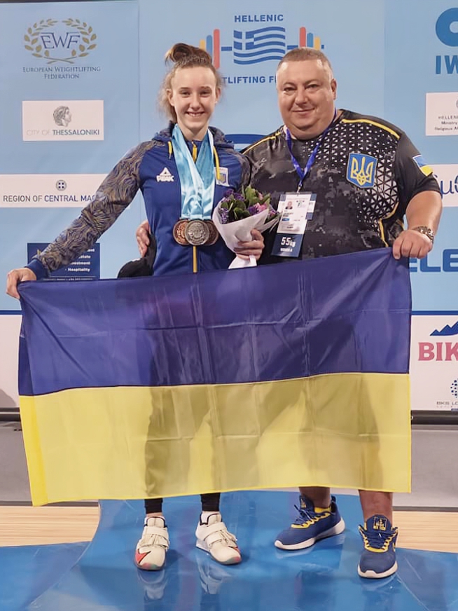 Вероніка Гончарова важкоатлетка з нагородами