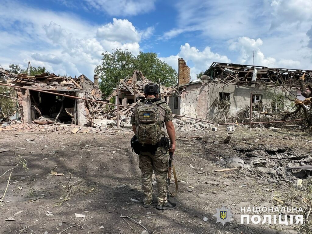 Одна загибла людина та 14 поранених: загарбники продовжують бити по Донеччині. Як минуло 26 червня в регіоні (ЗВЕДЕННЯ, ФОТО)