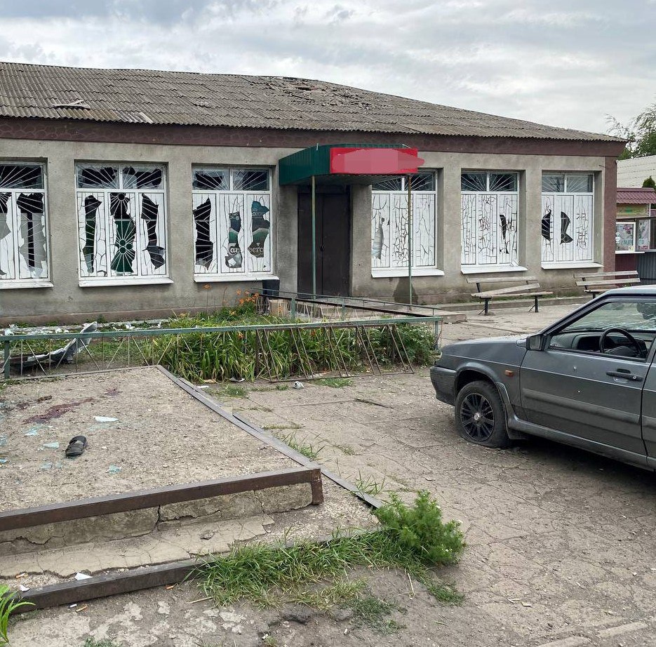 Трое погибших и еще пятеро раненых: россияне обстреляли село Улаклы неподалеку от Волновахи (ФОТО) 1