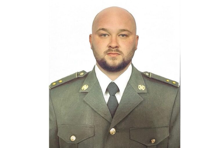 Мріяв про доньку, але не встиг набутися з нею: згадаймо захисника з Бахмута Олександра Юдічева, який загинув на фронті