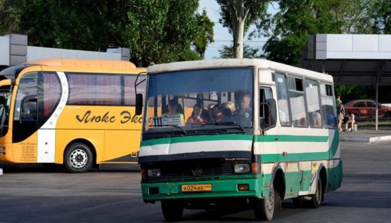 Брак і поганий стан автобусів: донеччани в окупації скаржаться на громадський транспорт