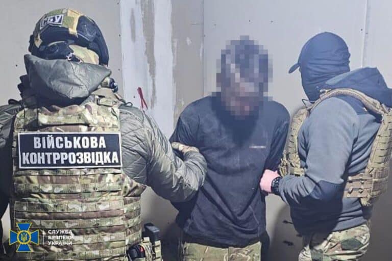 На Донеччині затримали військового, який буцімто під час боїв за Часів Яр наводив російську артилерію на свою бригаду