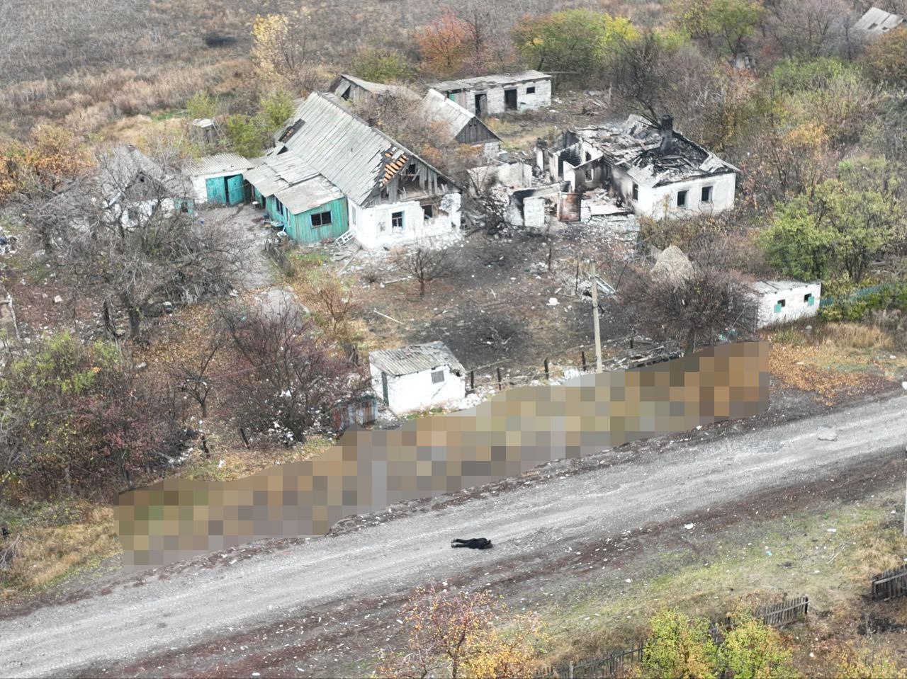 Розстріл цивільного поблизу Селидового. Фото: прокуратура Донеччини