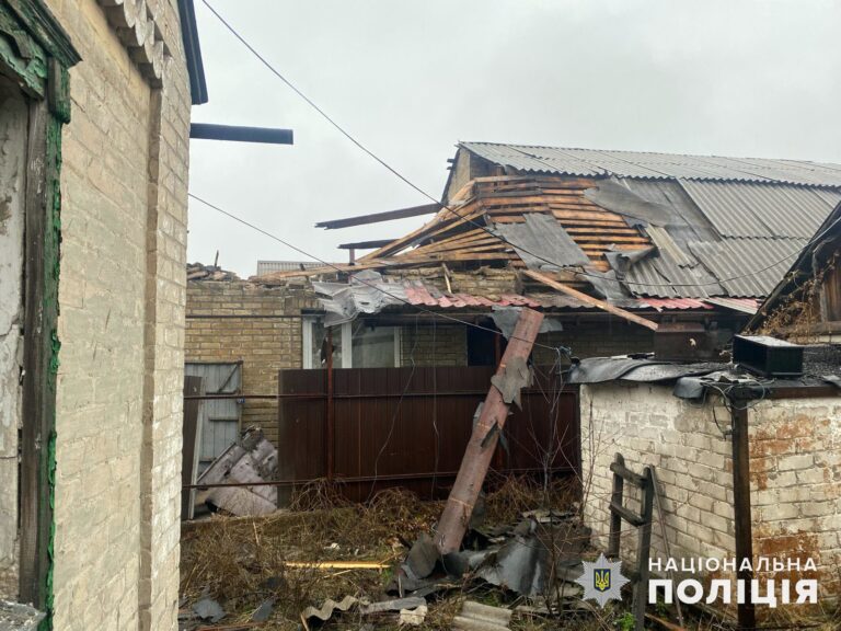 Обійшлося без загиблих цивільних, але поранені четверо: як минуло 11 грудня на Донеччині (ЗВЕДЕННЯ)