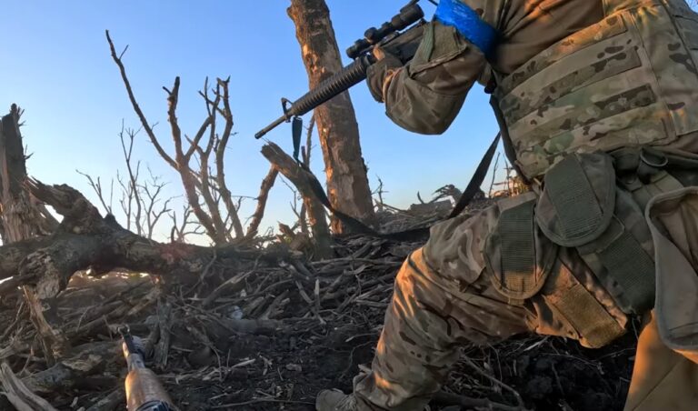 Мстислав Чернов став лауреатом премії “Кіноколо” за фільм “2000 метрів до Андріївки”