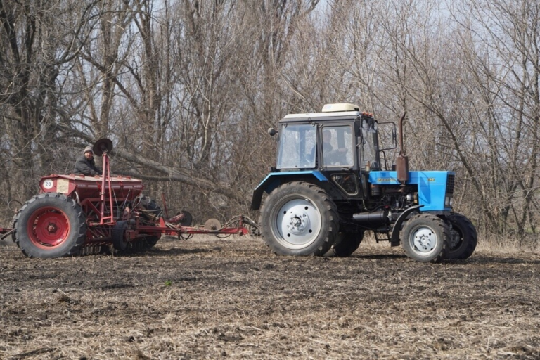 У т.з “ДНР” хочуть відбирати сільгоспземлі людей, які виїхали з окупації. Пушилін вже готується міняти “законодавство”