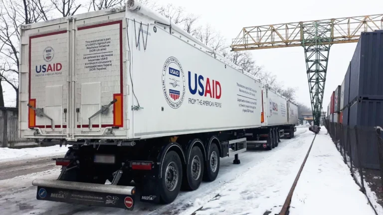 USAID може призупинити фінансування всіх проєктів в Україні, — ЗМІ