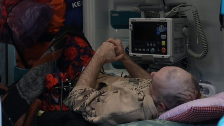 Перегляньте новину: Рада проголосувала за виплати 50 тис. грн військовим, які повернулися з полону та потребують лікування Рада проголосувала за виплати 50 тис. грн військовим, які повернулися з полону та потребують лікування