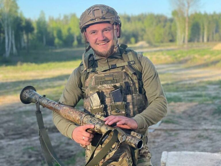 “Я не хочу, щоб чоловік моєї доньки воював”: згадаймо слідчого Сергія Голованьова, який загинув на фронті