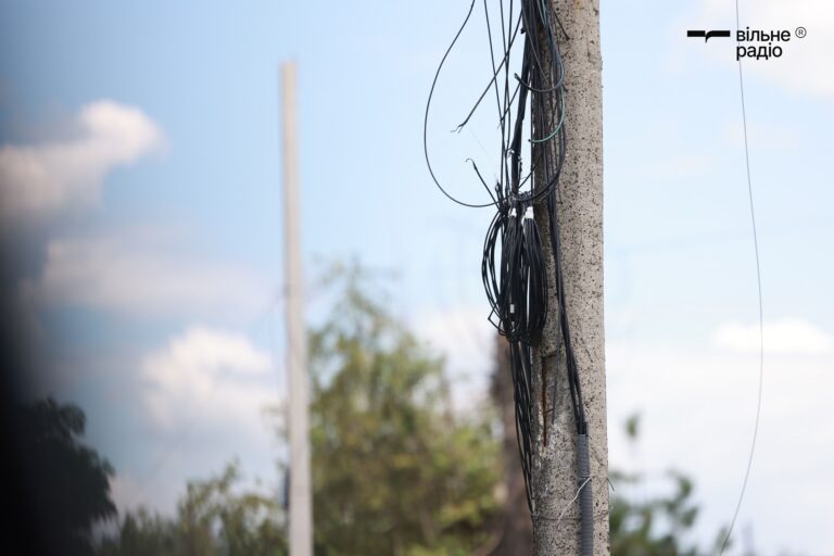 На Донеччині ремонтна бригада ДТЕК потрапила під удар російського дрона: що відомо
