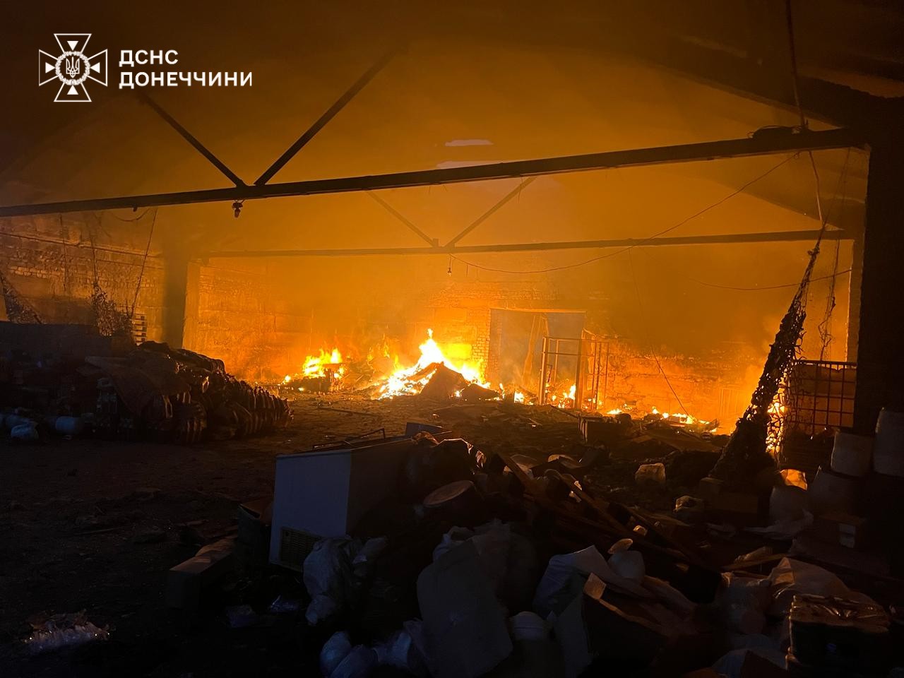 Обстріли Мирнограда 3 травня 2025 року