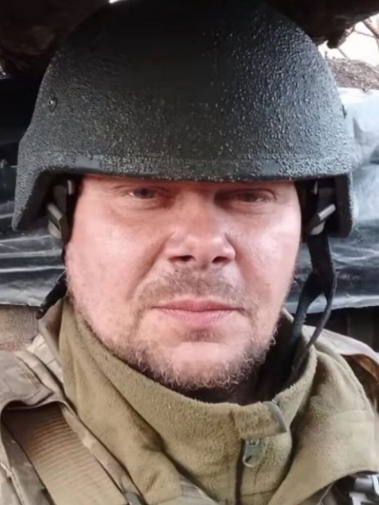 После войны хотел разминировать территории в Донецкой области: вспомним 45-летнего защитника Юрия Бузикова
