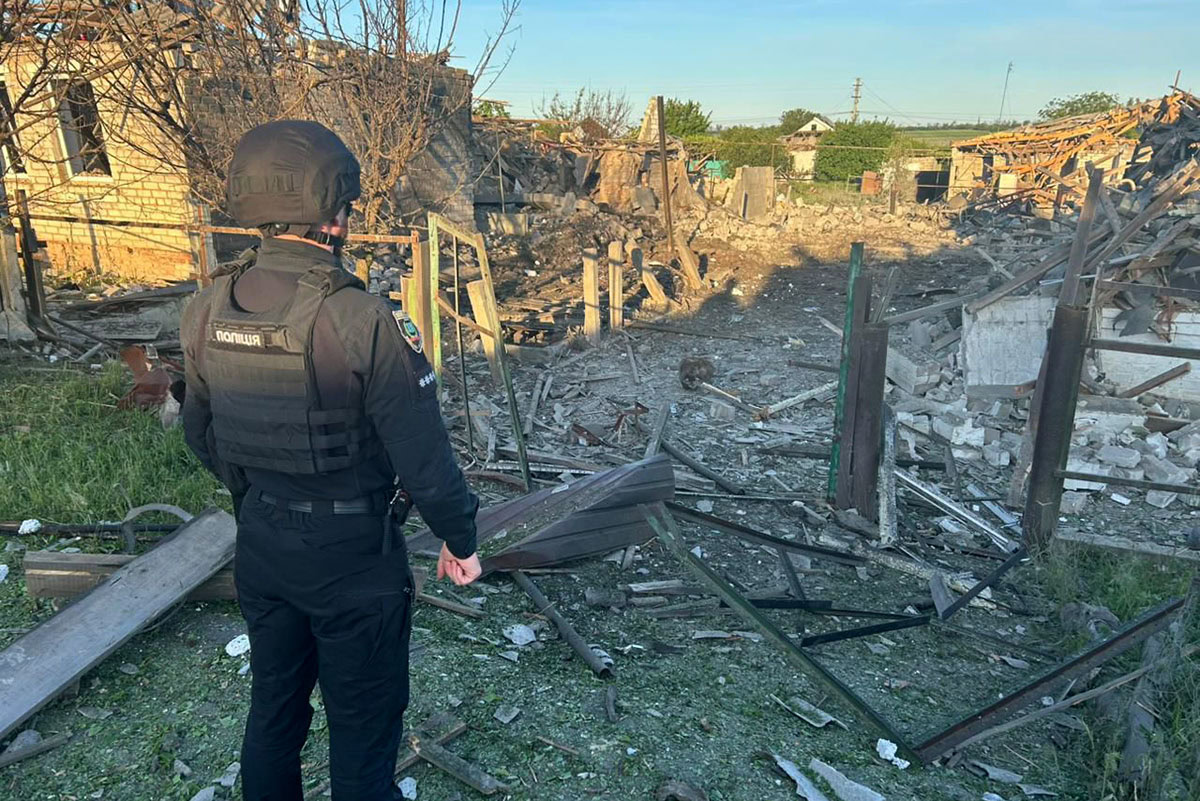 Зображення до посту: Двоє загиблих та дев’ятеро поранених: якими були наслідки обстрілів на Донеччині за 16 травня (ЗВЕДЕННЯ)