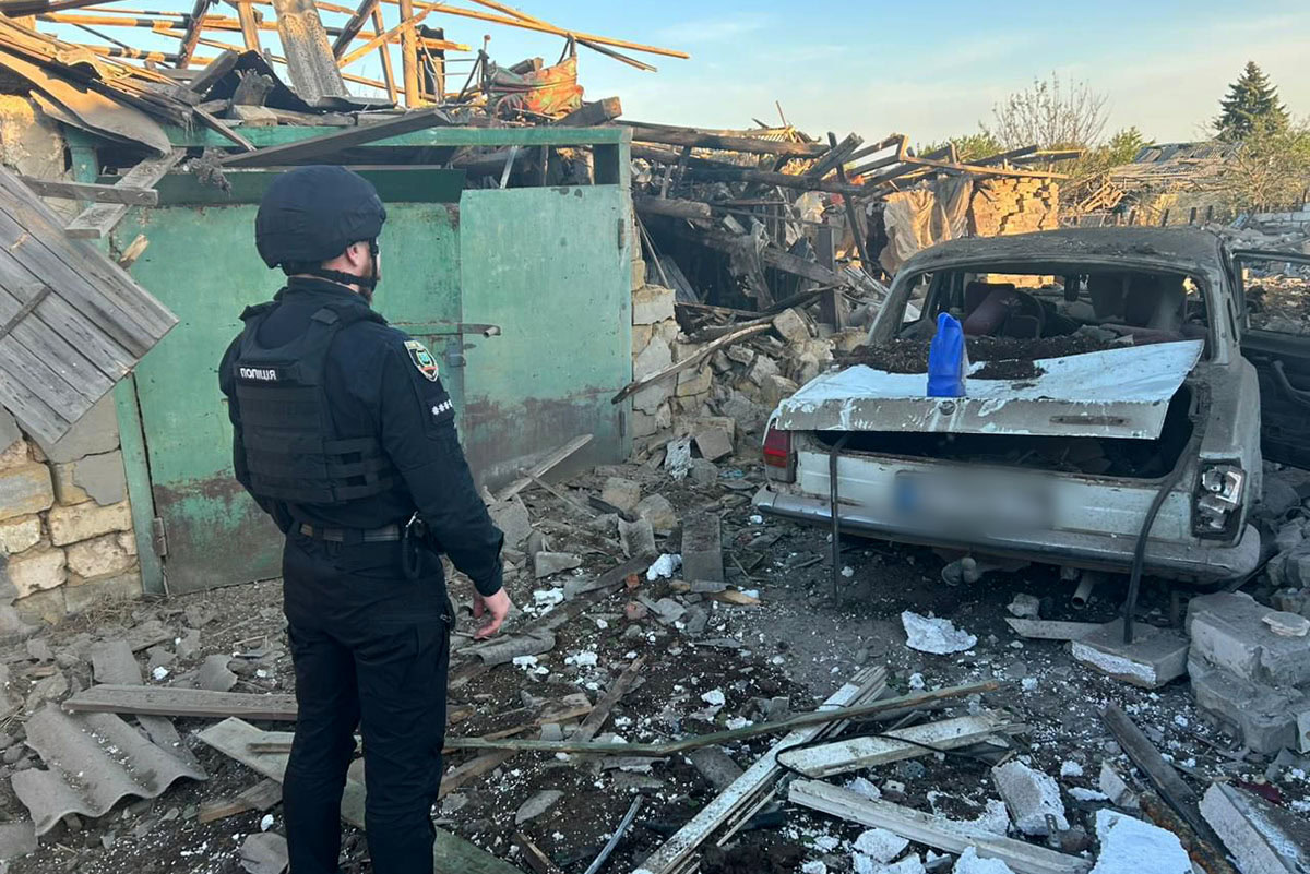 Зображення до посту: Двоє загиблих та дев’ятеро поранених: якими були наслідки обстрілів на Донеччині за 16 травня (ЗВЕДЕННЯ)