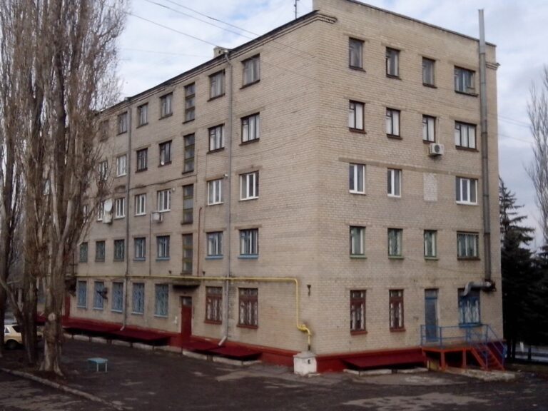 Перегляньте новину: У Дружківці хочуть реконструювати частину стоматології під гуртожиток для медиків-переселенців. На це шукають гроші У Дружківці хочуть реконструювати частину стоматології під гуртожиток для медиків-переселенців. На це шукають гроші