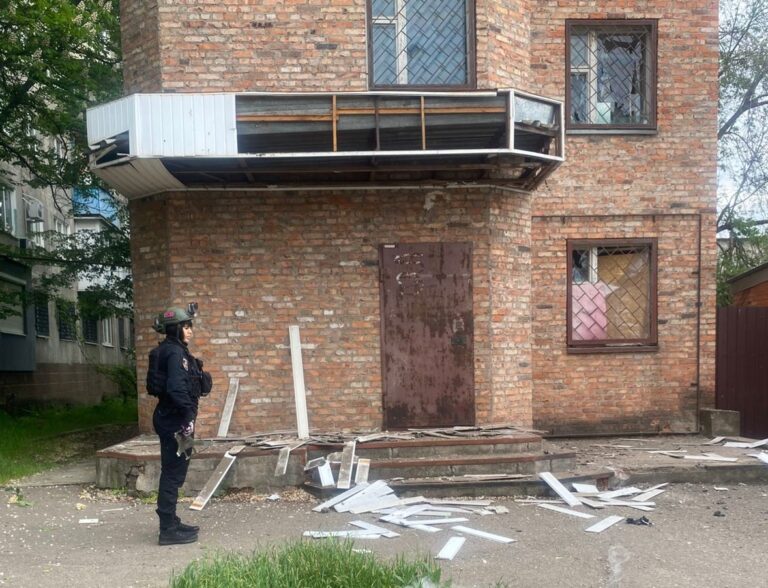 Россияне ударили FPV-дроном по гражданскому в Константиновке, человек ранен