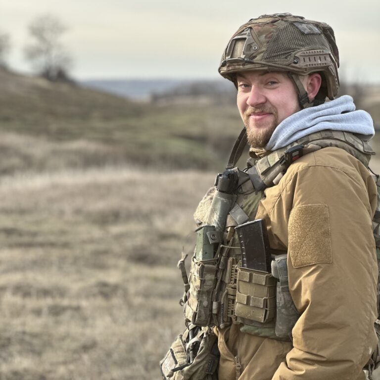 Погиб в день рождения матери: почтим память военного из Житомирщины Дмитрия Лисовского