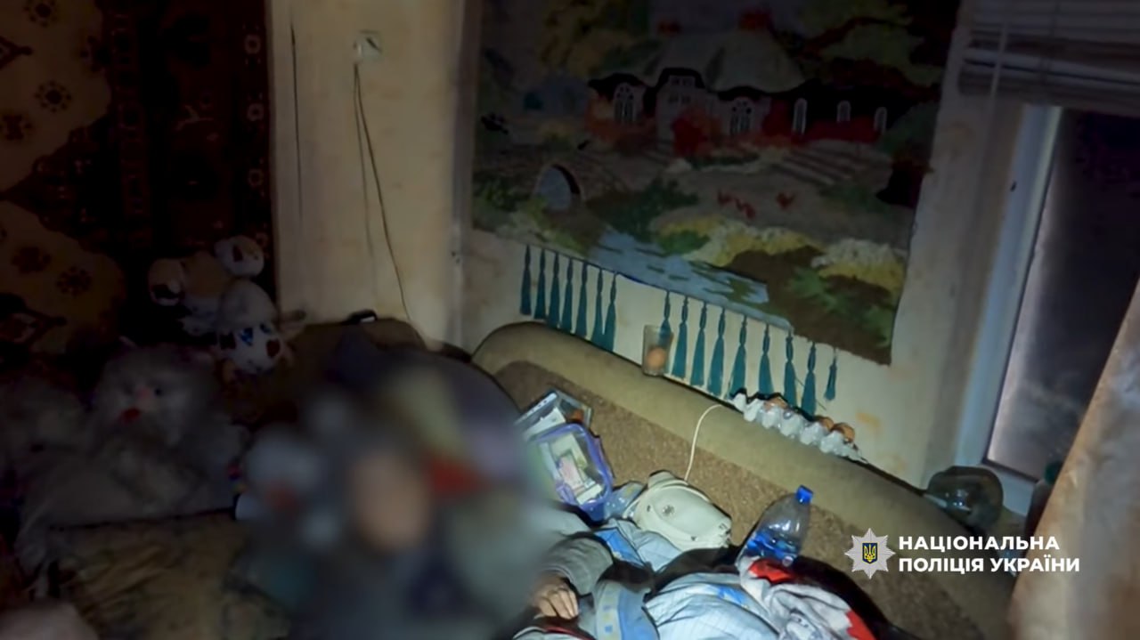 З Покровська евакуювали літню жінку, яка 15 днів пролежала без їжі