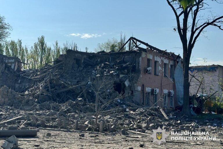 Загарбники обстріляли не менше 22 населених пунктів, є загиблі та поранені: як минуло 6 травня на Донеччині (ЗВЕДЕННЯ)