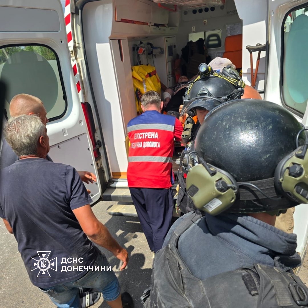 ДТП у Костянтинівці: з понівеченої автівки деблокували жінку