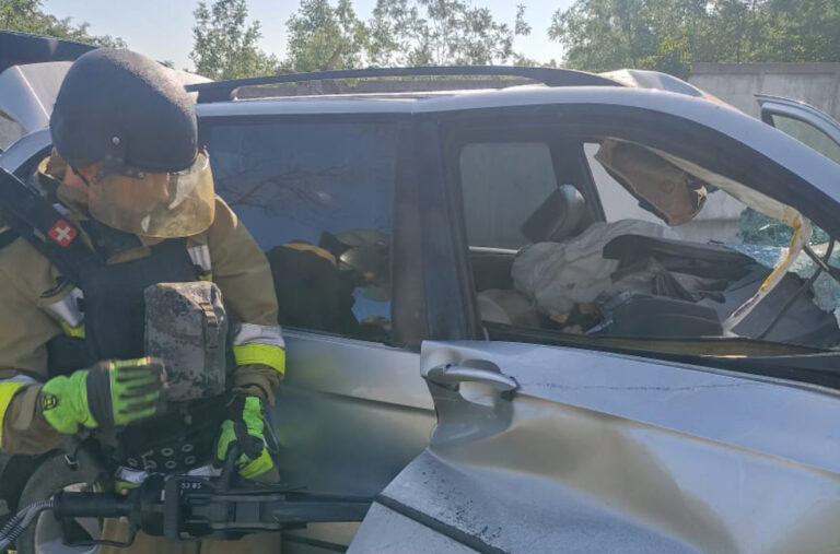 Вблизи Краматорска в результате ДТП погиб мужчина, еще один был деблокирован раненым (подробности)