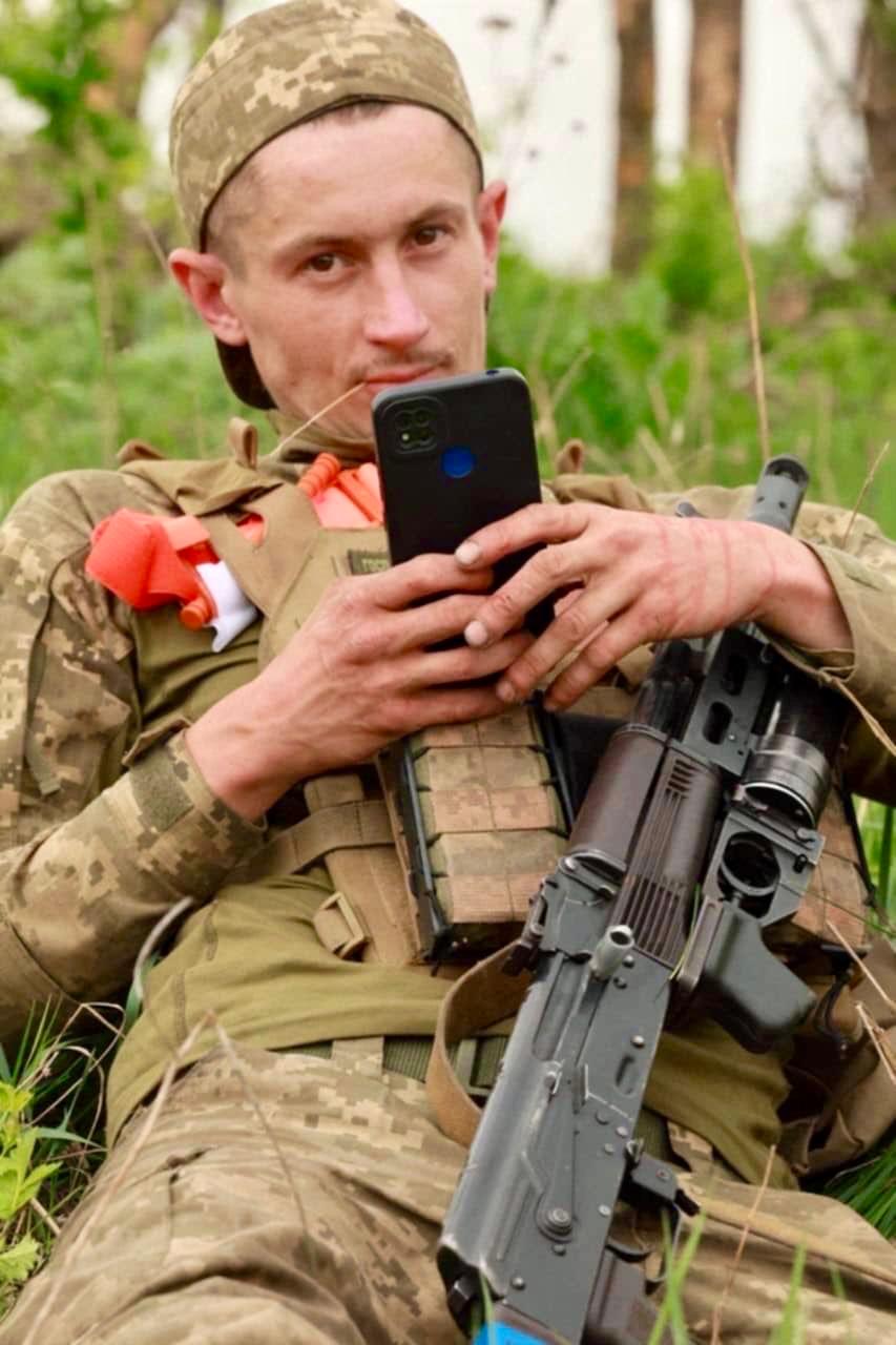Зображення до посту: Вернулся домой, чтобы защищать свою землю: вспомним военного Ивана Черныша, погибшего при выполнении боевого задания