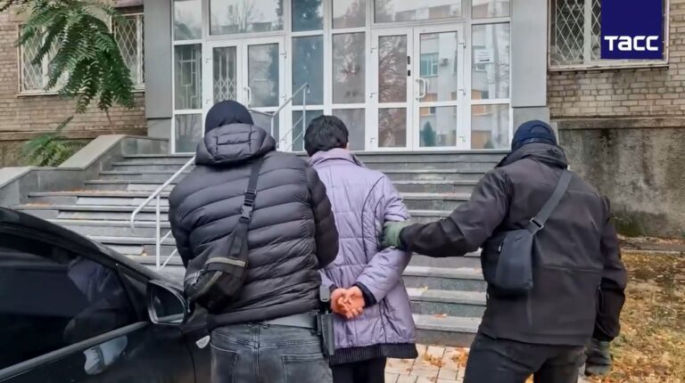 Оккупанты отправили жительницу Мариуполя в тюрьму на 6 лет якобы за экстремистские призывы