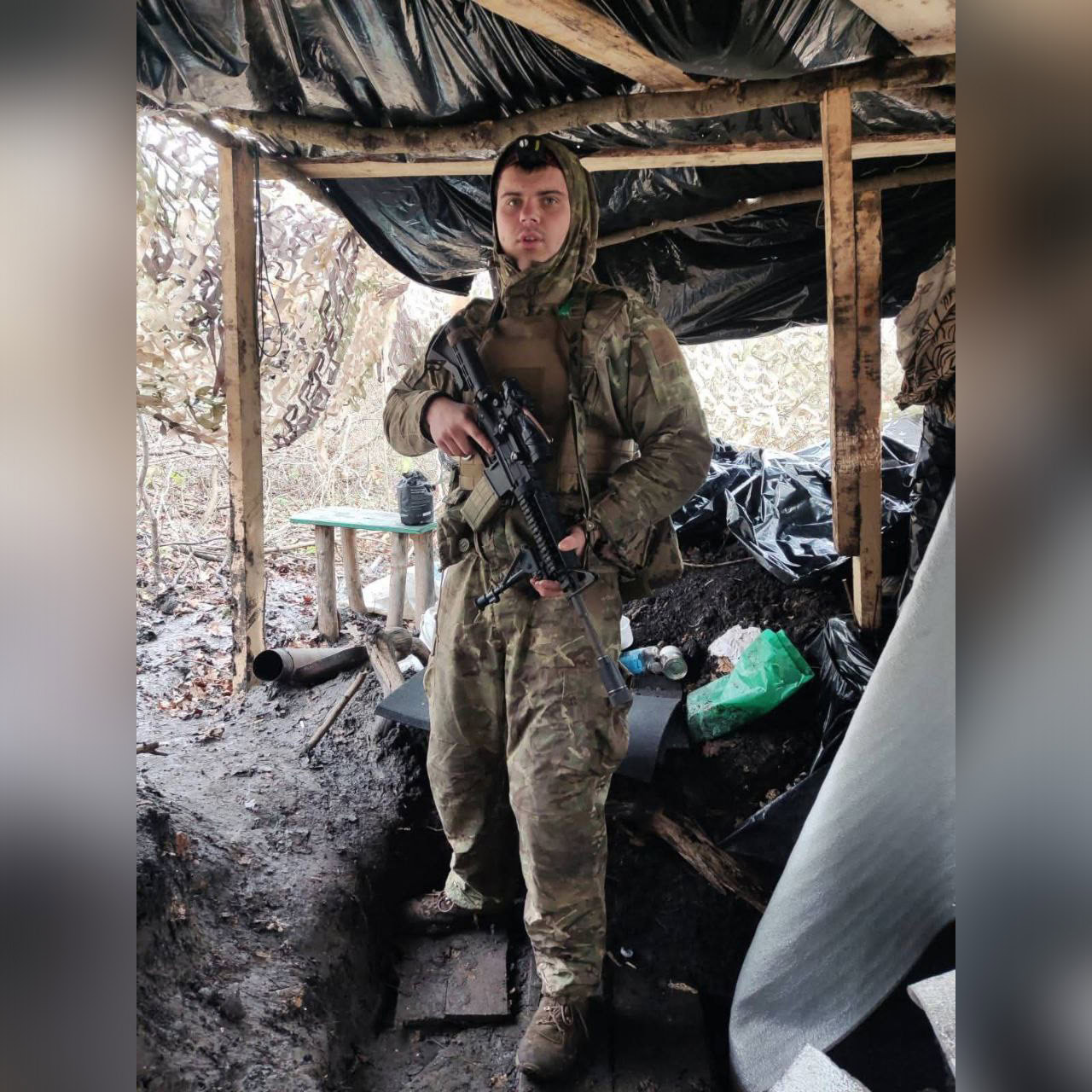 Зображення до посту: “У 18 років пішов до військкомату добровольцем”: згадаймо Олександра Постернака, який загинув під Святогірськом