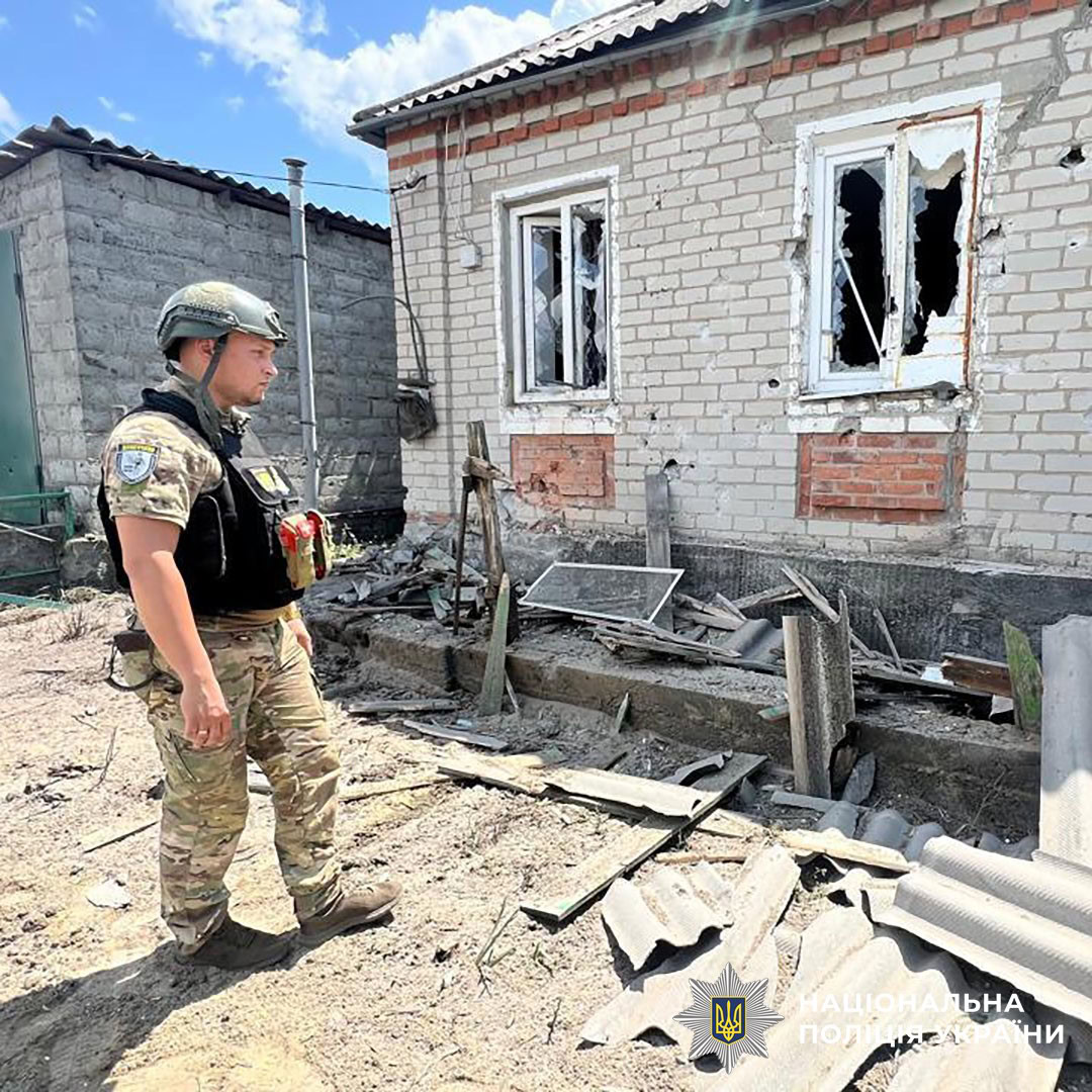 Зображення до посту: Троє жителів Донеччини потрапили під російські удари. Як минуло 20 червня в регіоні (ЗВЕДЕННЯ)