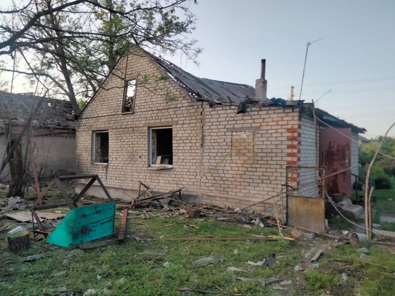 Зображення до посту: Ще троє людей загинули, одна поранена внаслідок обстрілів Донеччини, — Вадим Філашкін