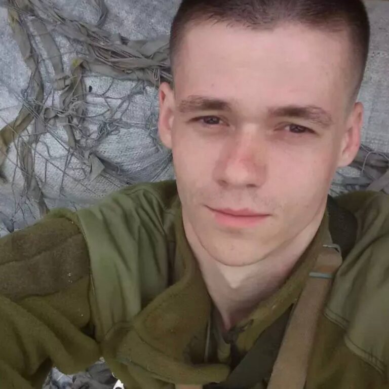 Два дня боролся за жизнь в больнице: почтим защитника Святослава Шубенко из Покровска, который не выжил после ранения