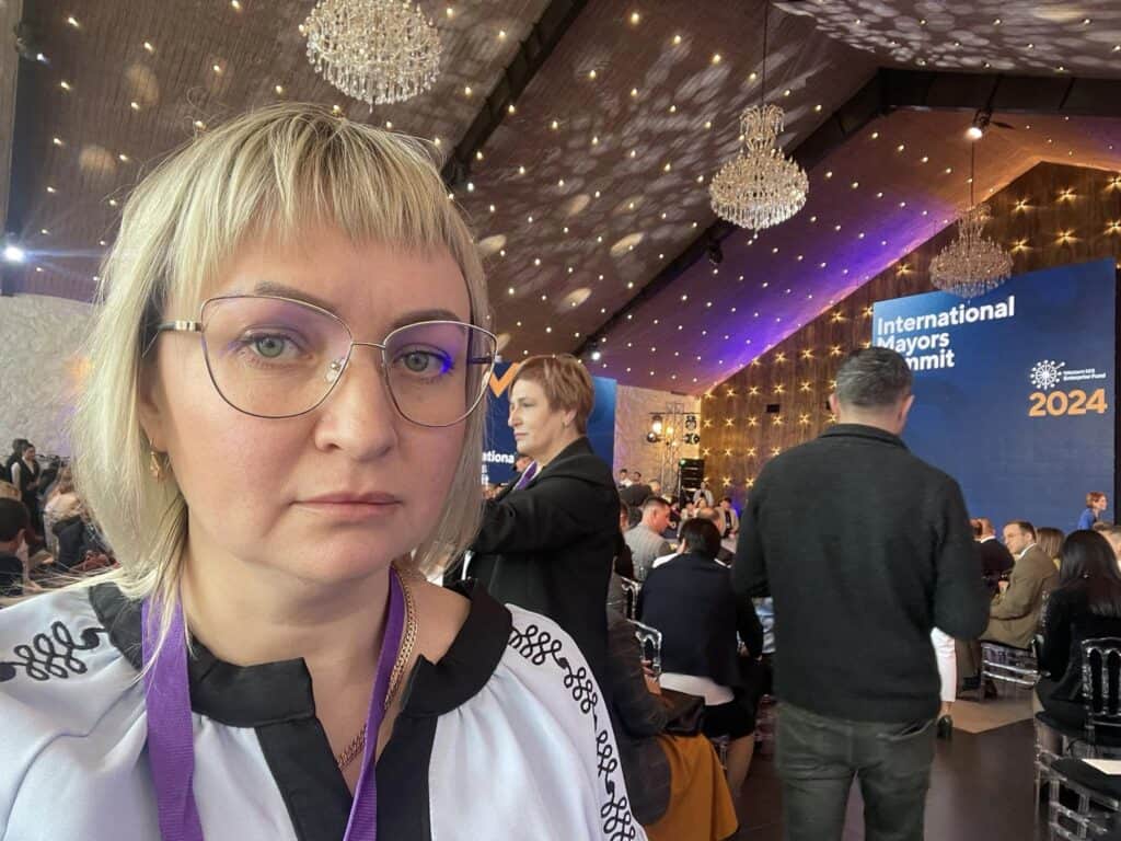 Марина Іванушкіна більше не керує справами виконкому Бахмутської міськради. Що відомо про її звільнення