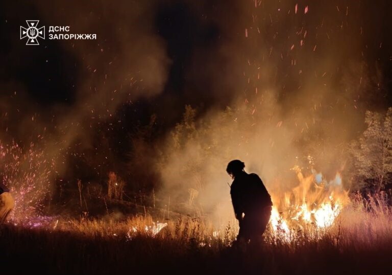 Росіяни вдарили авіабомбами по виправній колонії на Запоріжжі: загинули не менше 16 людей, поранені 35