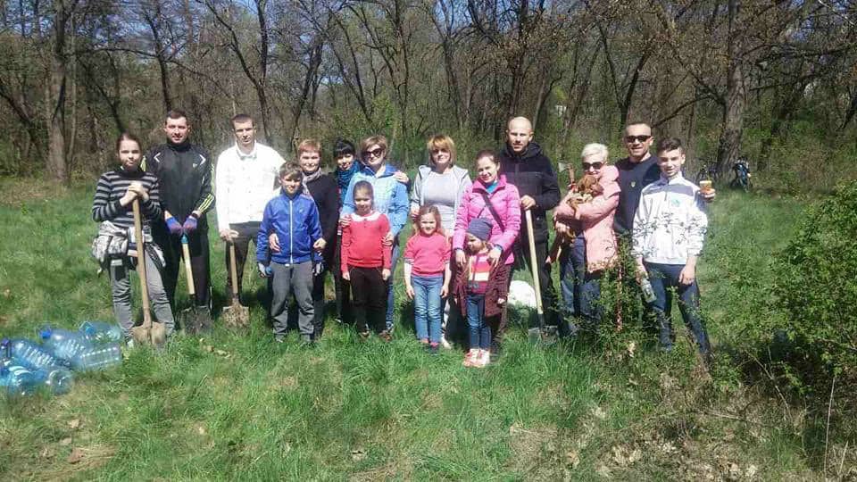 ВПО висаджували дерева в Ужгороді, 