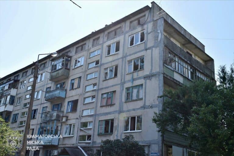Вночі росіяни били по Краматорській громаді авіабомбами та дронами: поранені семеро цивільних