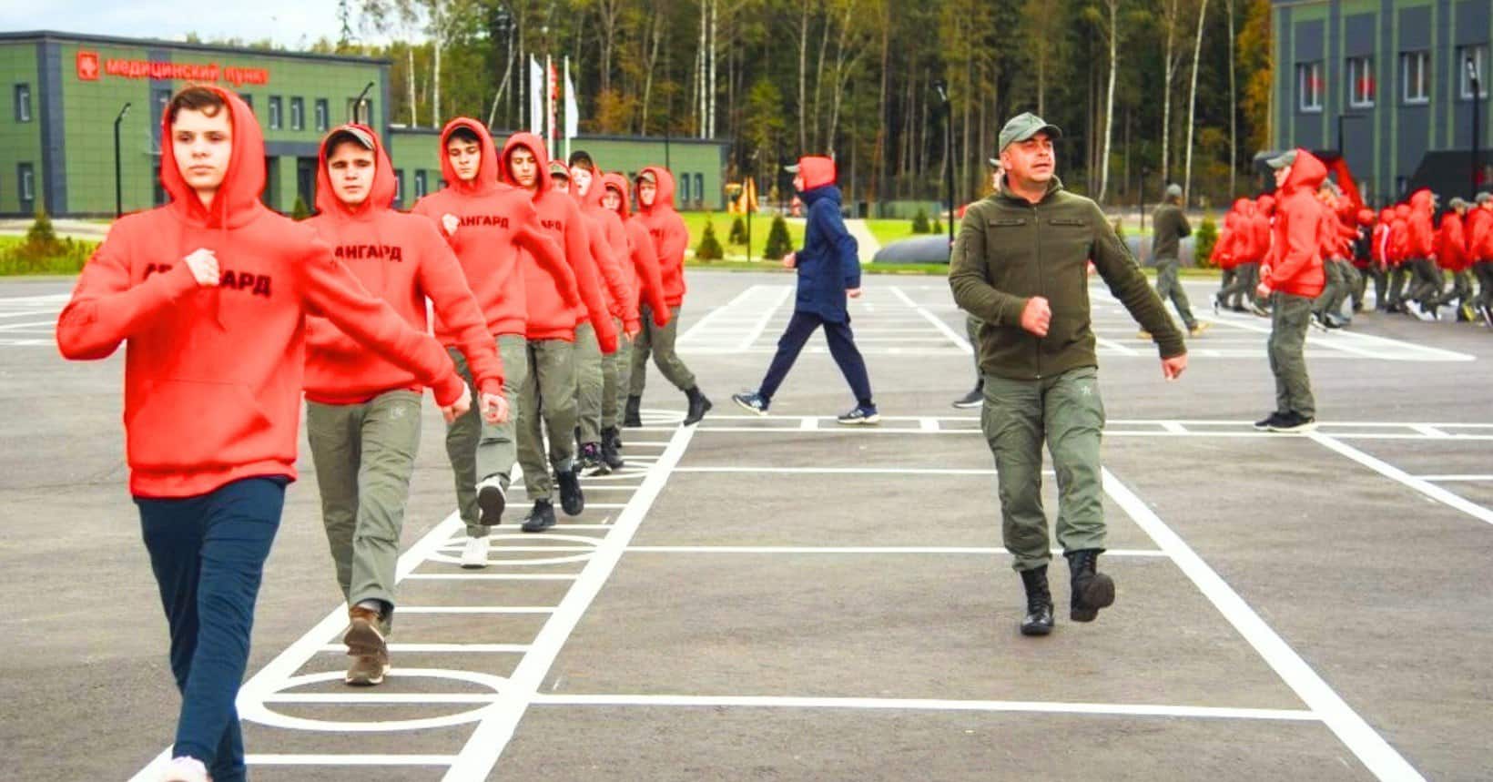 Зображення до посту: “Це не “виховання”, а злочин”: як Росія мілітаризує українських дітей на тимчасово окупованих територіях