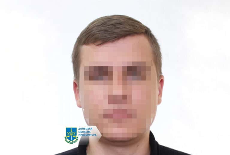 “Пропонував вплинути на колег”: на Донеччині патрульного підозрюють у зловживанні впливом за хабар