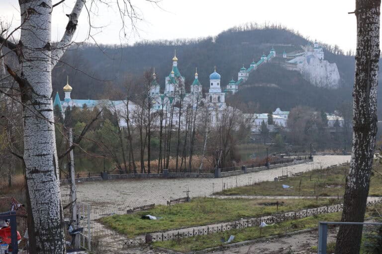 Російська авіабомба вбила людину у Святогірську