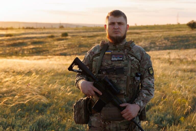 Перегляньте новину: Командиру батальйону “Донбас” Миколі Шевчуку надали звання Героя України Командиру батальйону “Донбас” Миколі Шевчуку надали звання Героя України
