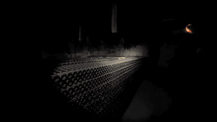 Зображення до посту: Окупанти заявили, що у підземних галереях Artwinery є близько 6 мільйонів пляшок ігристого
