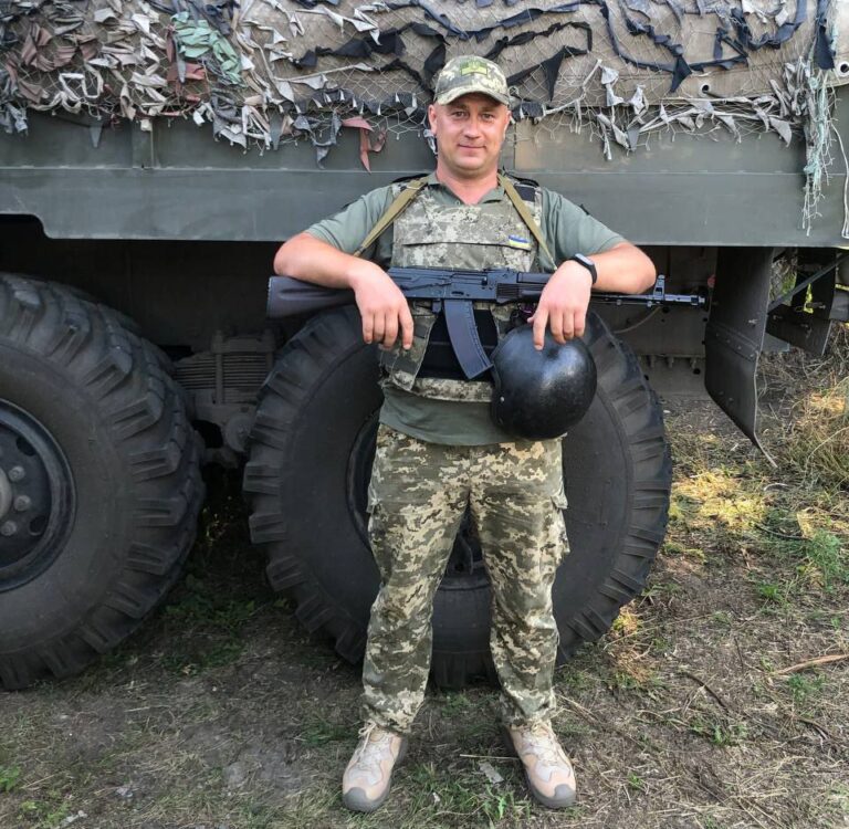 “Мріяв про власну будівельну фірму, звичайне життя і перемогу”: згадаймо Дмитра Краська, який загинув у бою на Донеччині