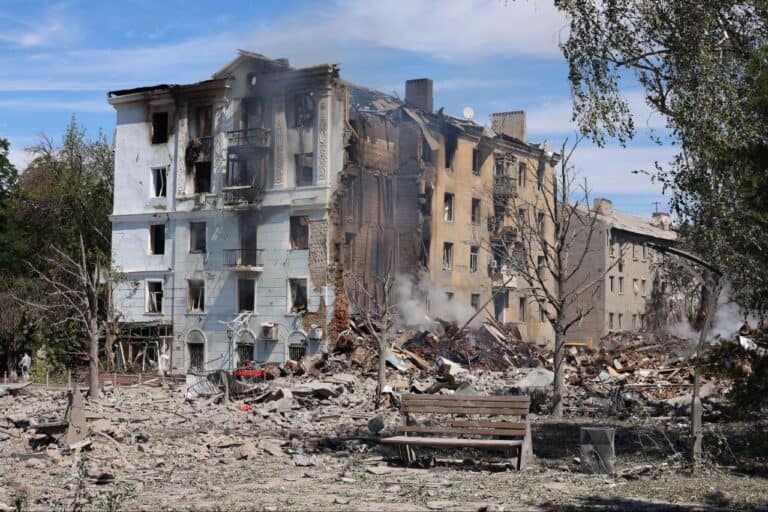 У Краматорську під завалами знайшли ще одне тіло: кількість загиблих через удар 31 липня зросла до шести
