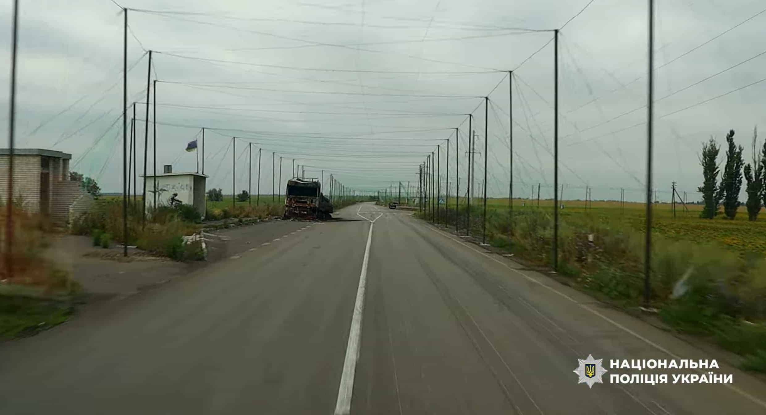 Зображення до посту: Спроби перерізати логістичні маршрути, “м’ясні штурми” та загроза оточень: ситуація на Покровському напрямку з даних військових