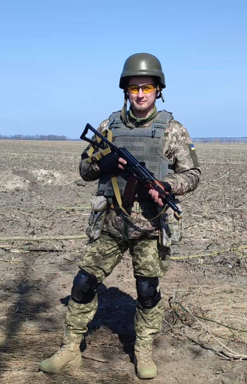 Зображення до посту: “Він поруч, просто трошки інакше”: вшануємо військового Андрія Лисаковського