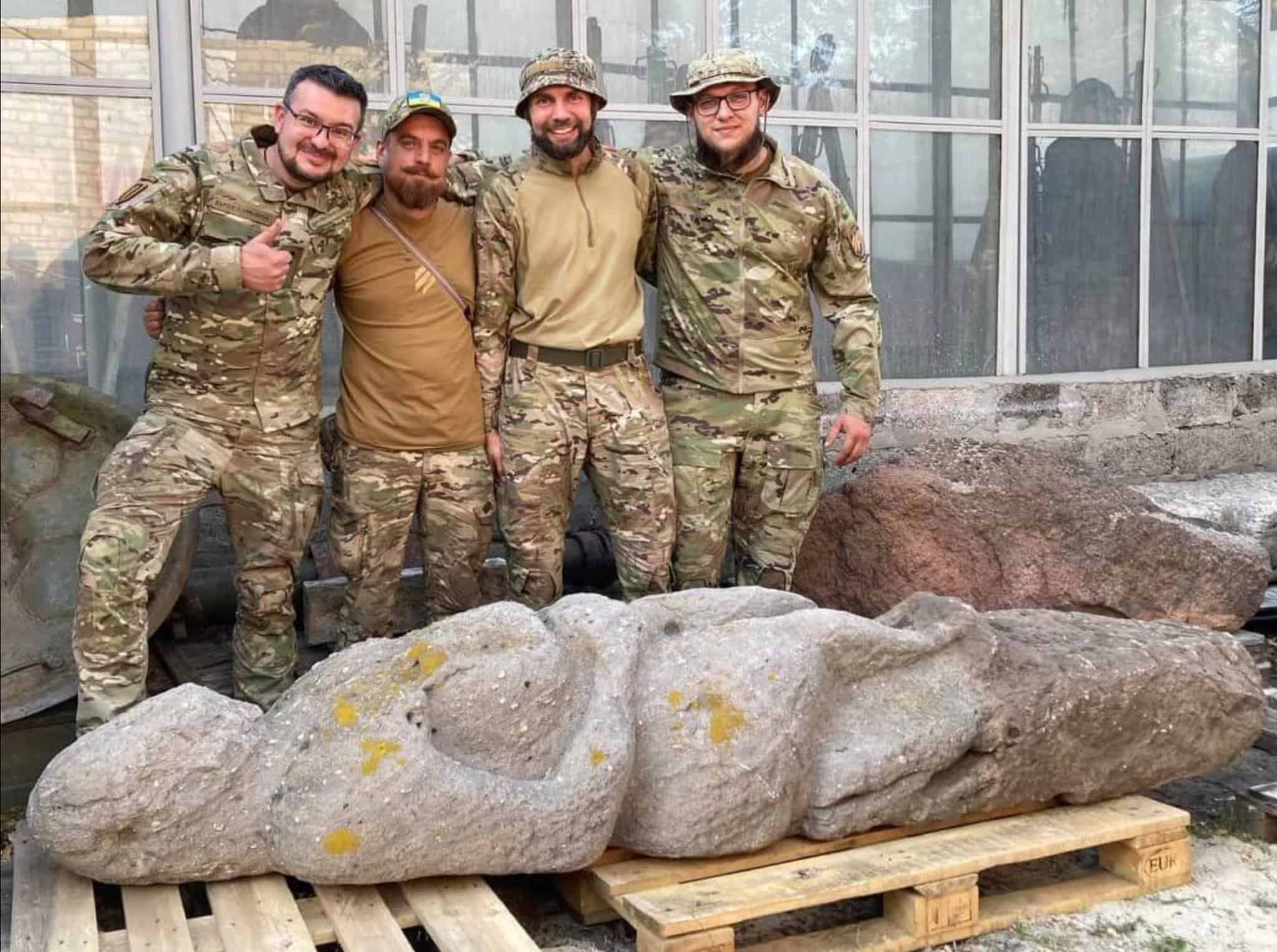 Зображення до посту: Рятував кам’яних баб Донеччини: згадаймо військового та краєзнавця Ігоря Климовича