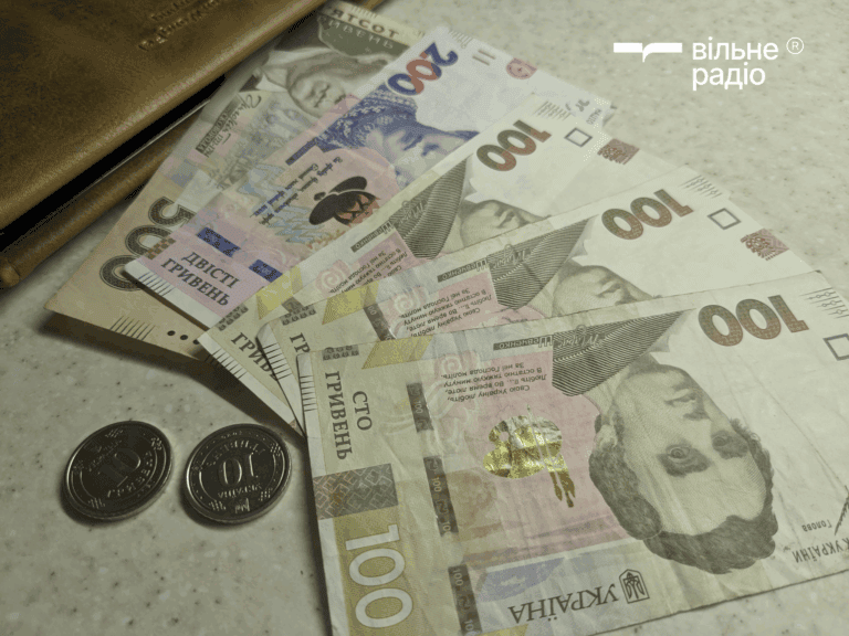 Зарплаты нового руководства Великоновосельковской СВА: во сколько обходятся бюджету и что влияет на выплаты