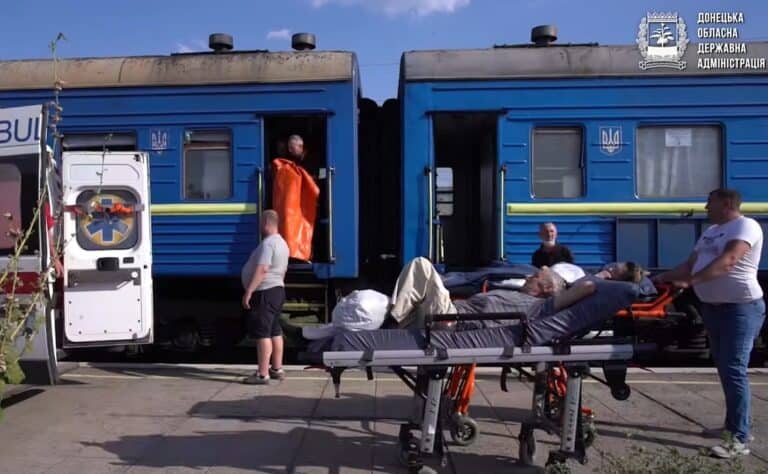 С 18 по 23 августа из Донецкой области эвакуировали более 7 тысяч гражданских: сколько из них маломобильных