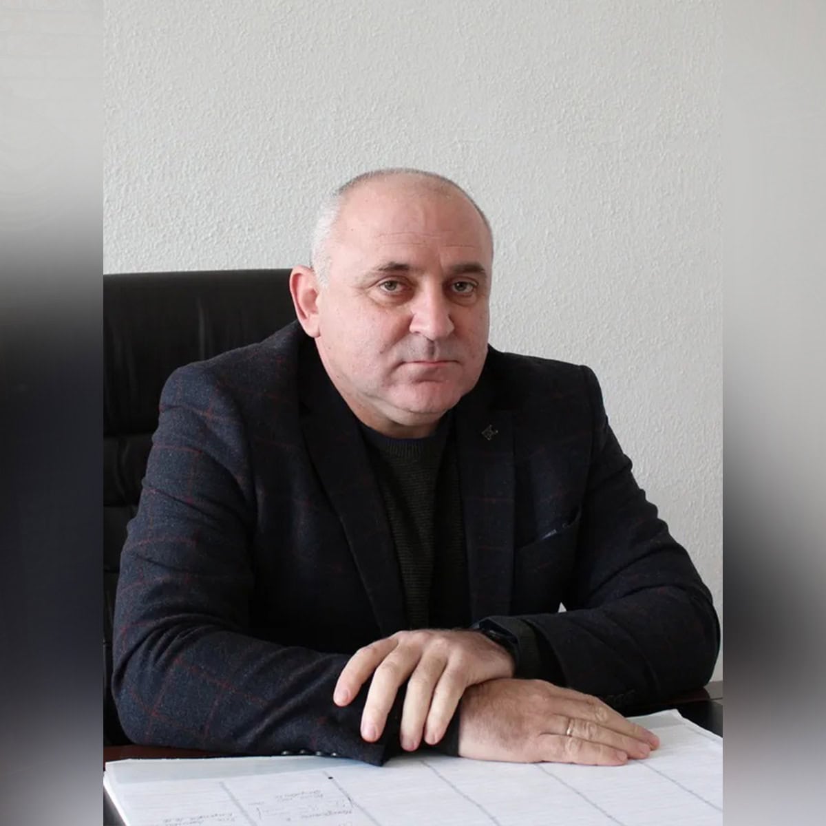 Зображення до посту: Хто керує Мангушською громадою в окупації (аналіз)