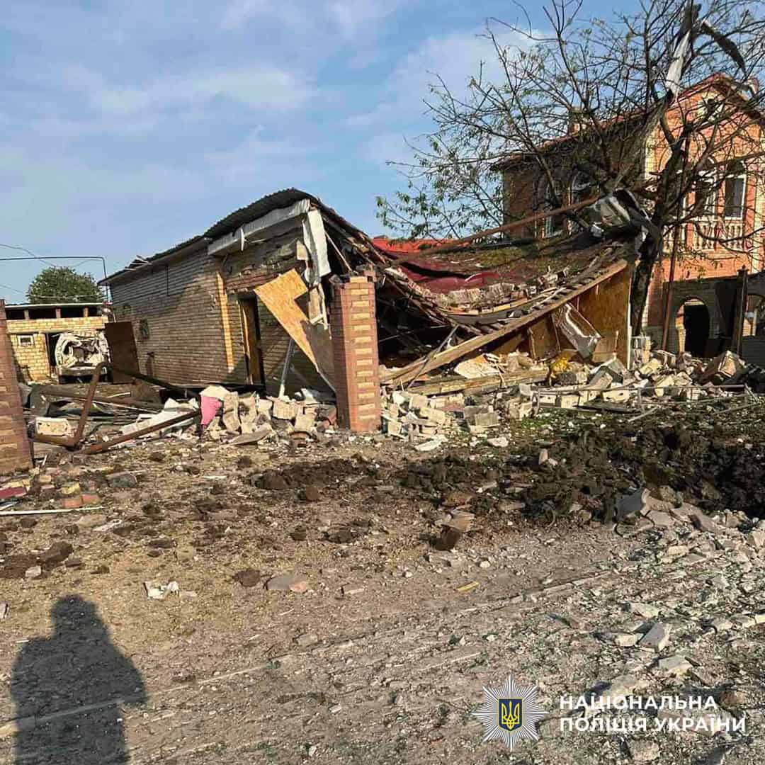 Зображення до посту: Четверо жителів Донеччини не пережили російських ударів, ще дев’ятеро — поранені. Як минуло 8 серпня в регіоні (ЗВЕДЕННЯ)