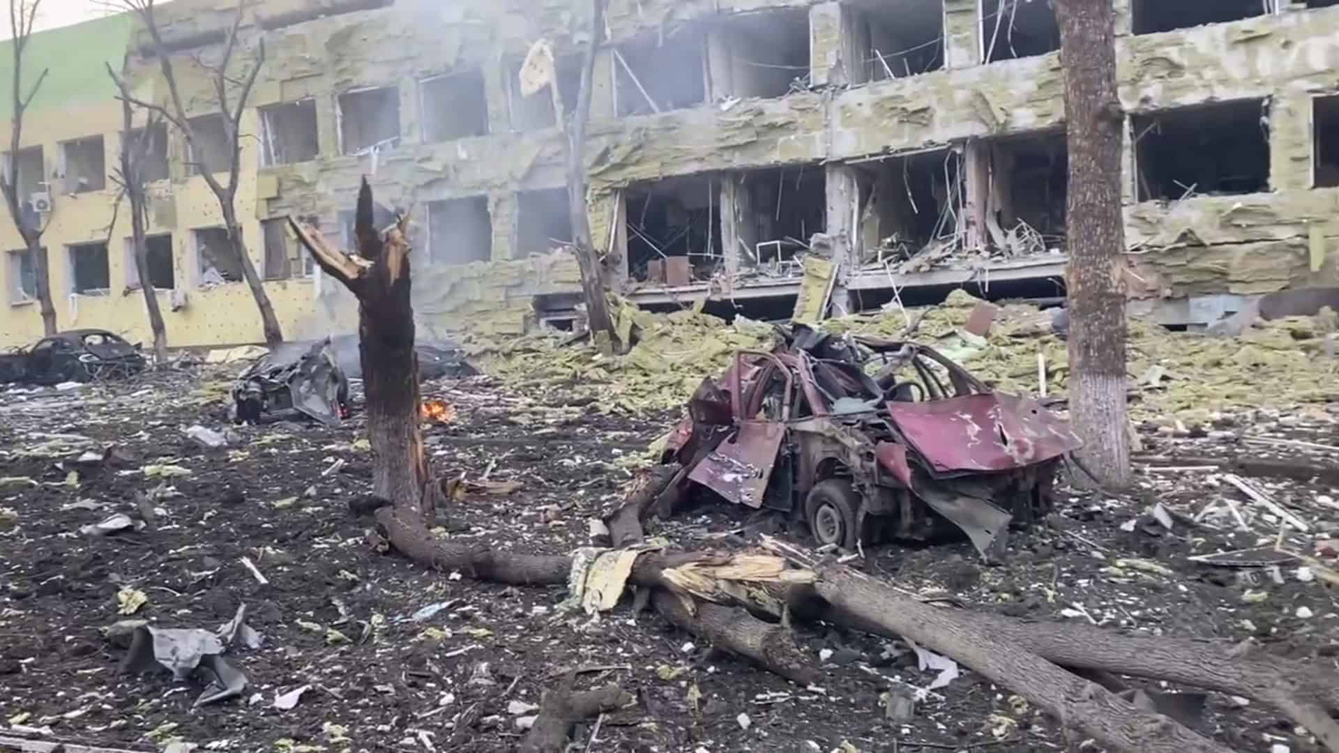 Пологове відділення після російського авіаудару 9 березня 2022 року. Фото: MedKontrol Маріуполь